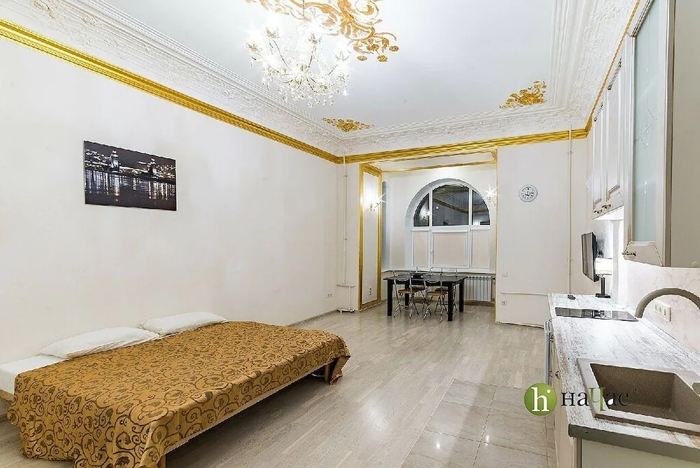 Mini-Hotel Bolshoy 19