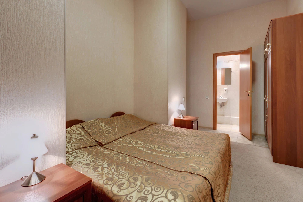 Mini-Hotel Bolshoy 19