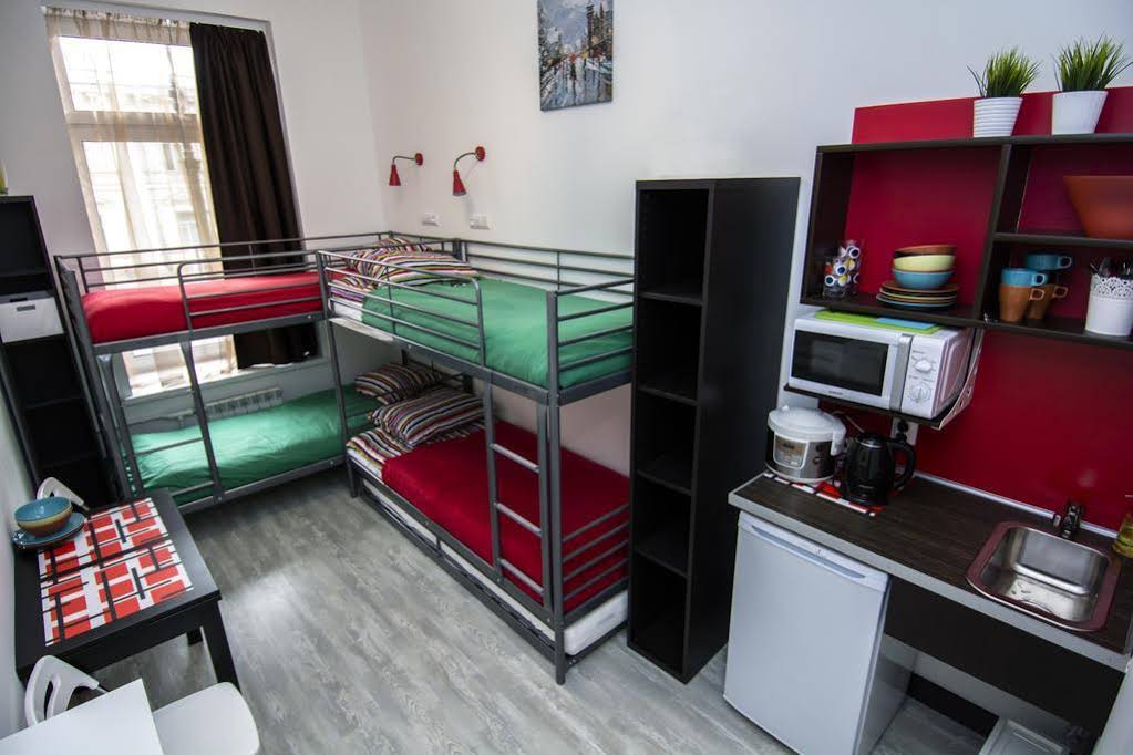 Mini-Mani Na Nevskom