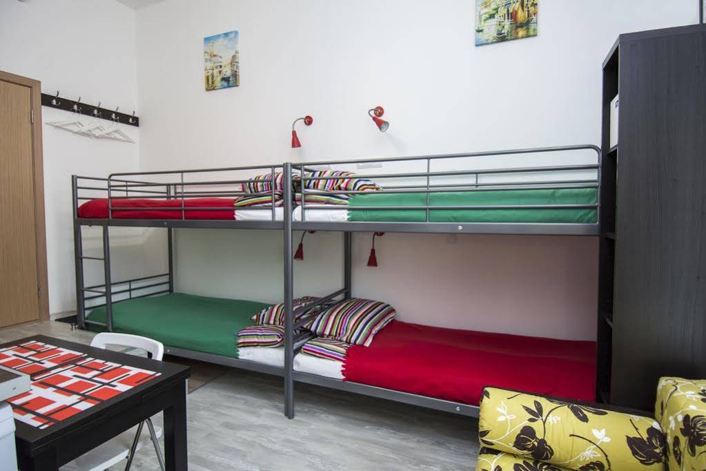 Mini-Mani Na Nevskom