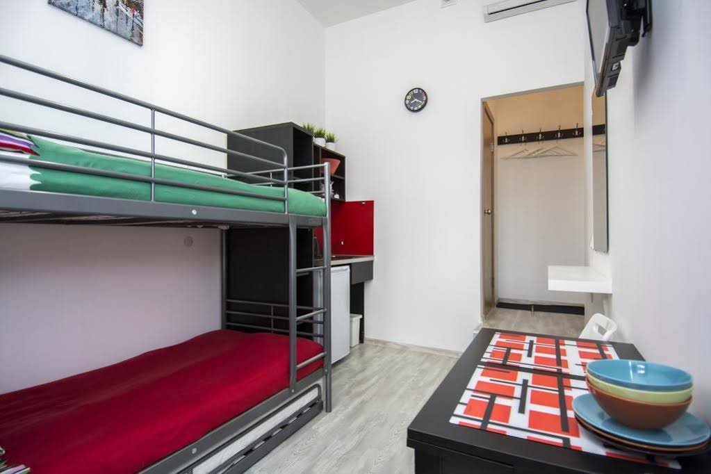 Mini-Mani Na Nevskom