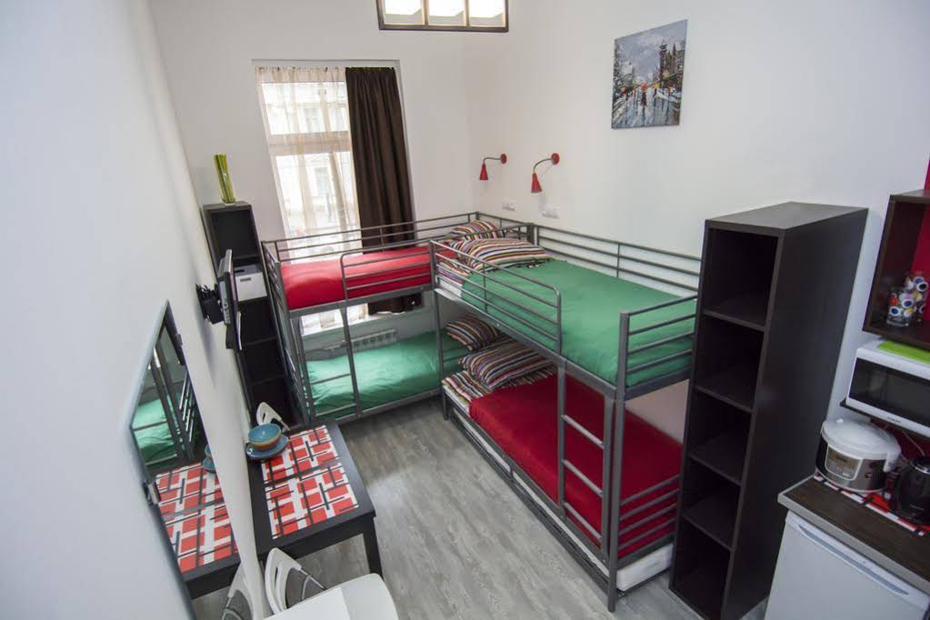 Mini-Mani Na Nevskom