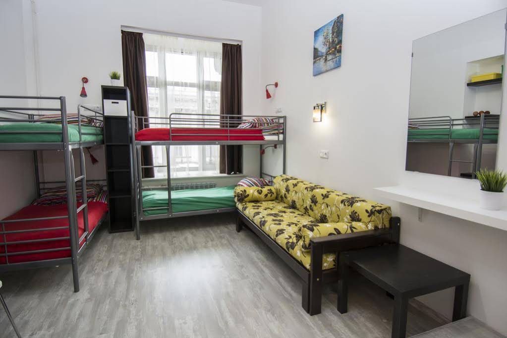 Mini-Mani Na Nevskom