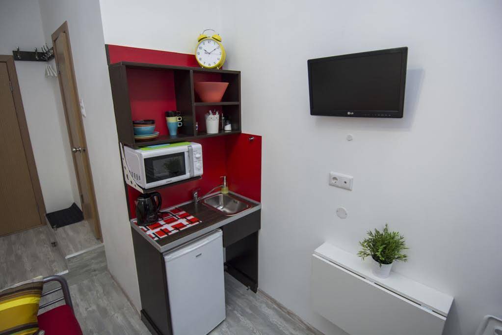 Mini-Mani Na Nevskom