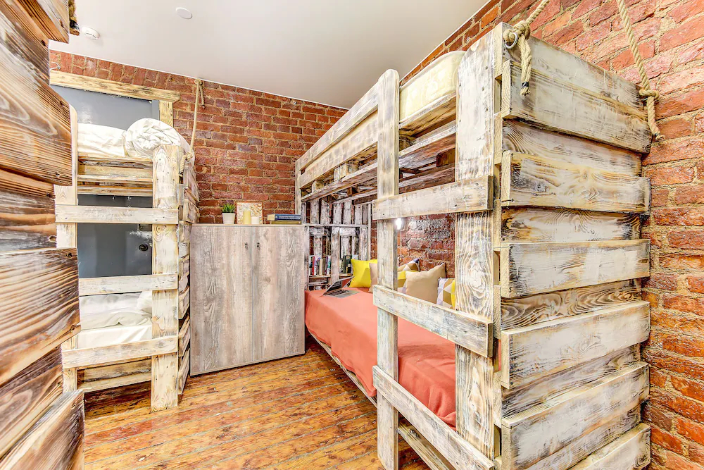 Moomidol Hostel