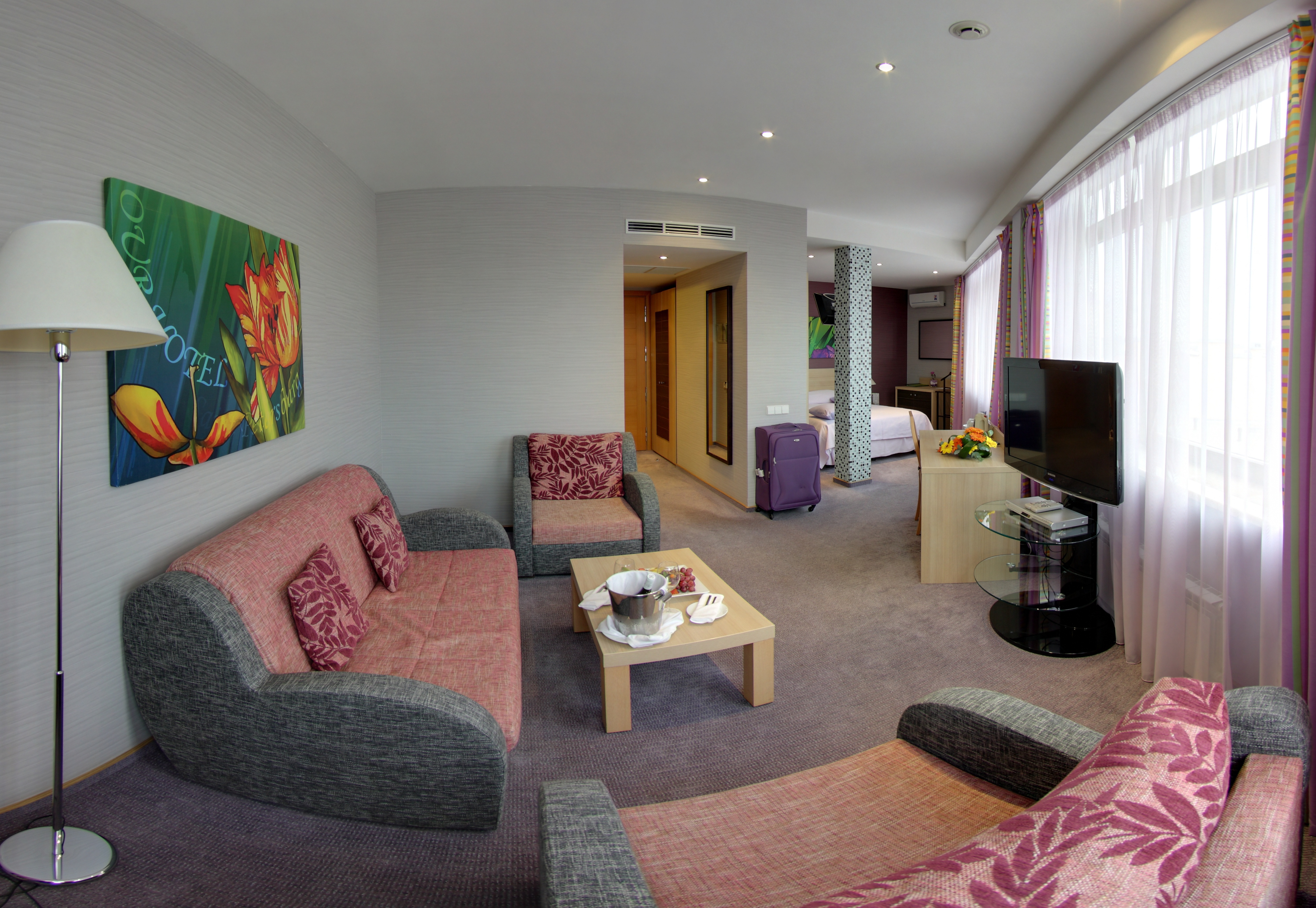 NasHOTEL