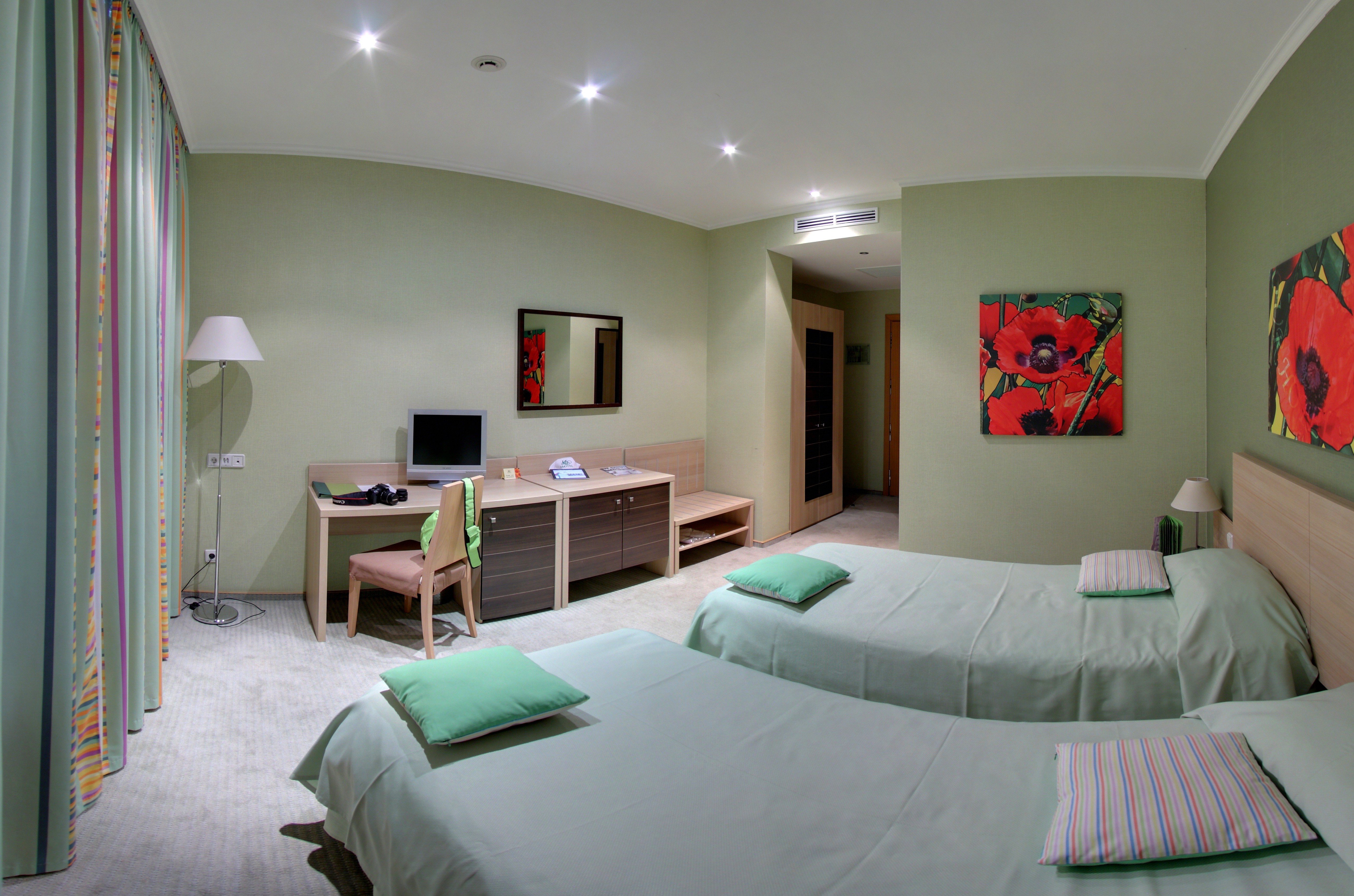 NasHOTEL