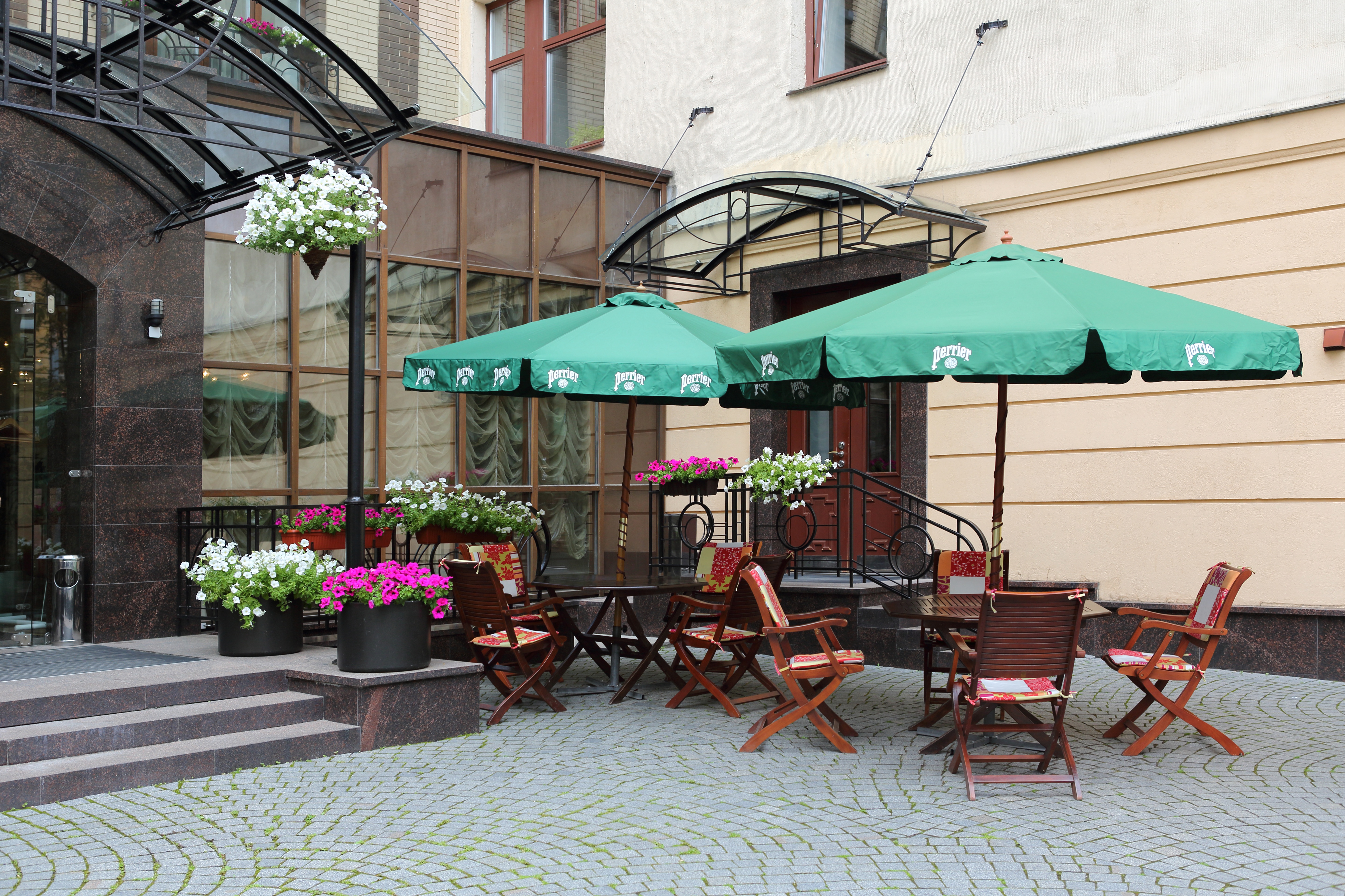 NasHOTEL