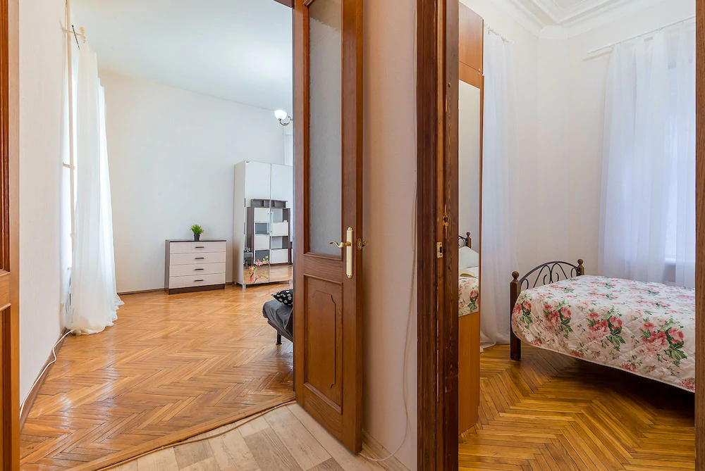 Nevskiy 72