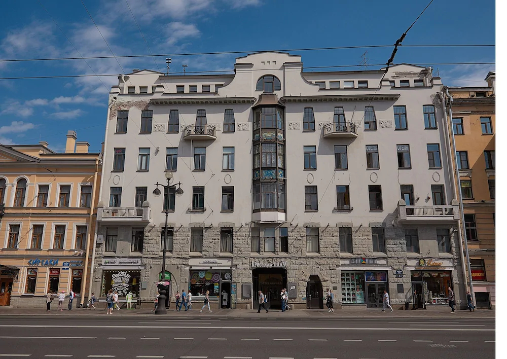 Nevskiy 72