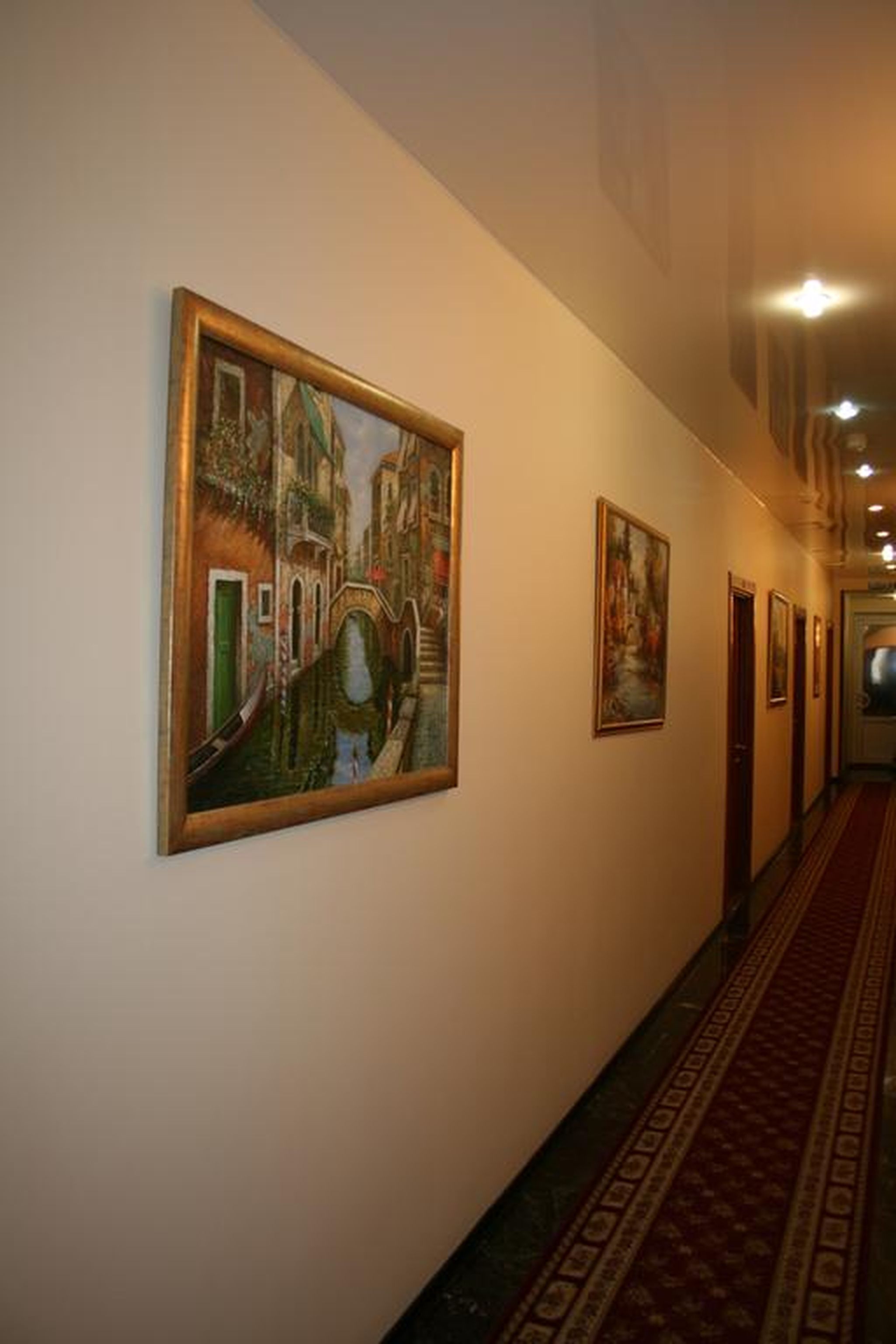 Nevskiy 98