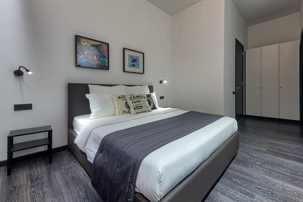 New Horizon Mariinskii Rooms