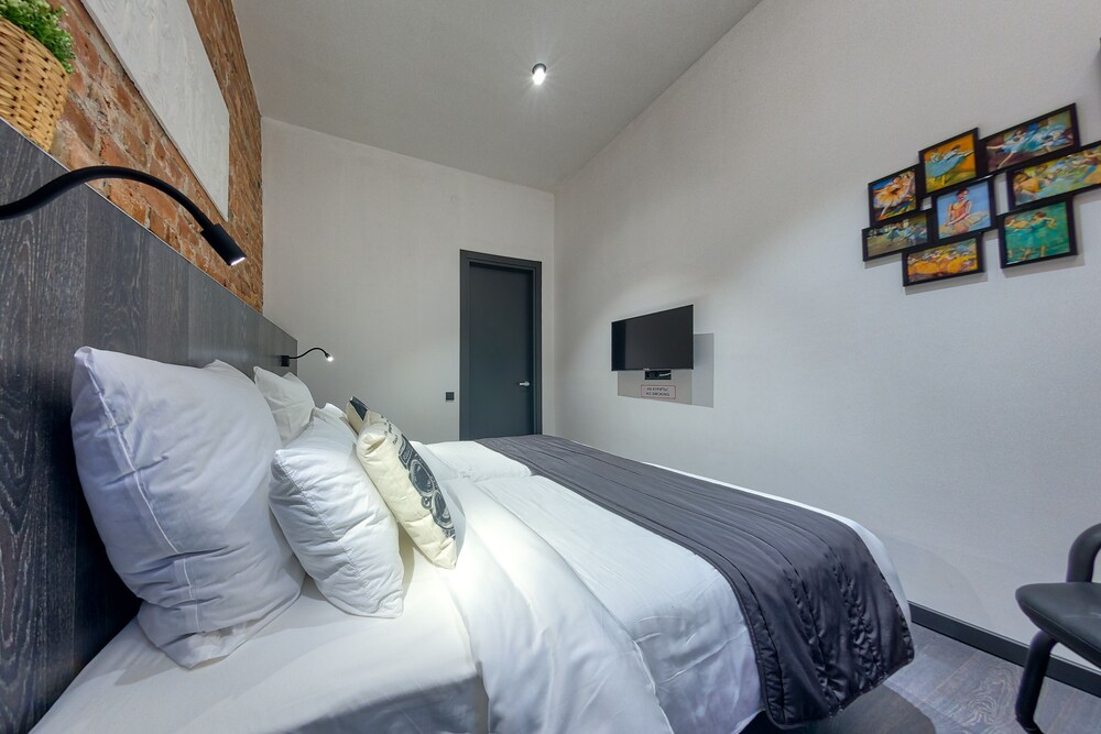 New Horizon Mariinskii Rooms