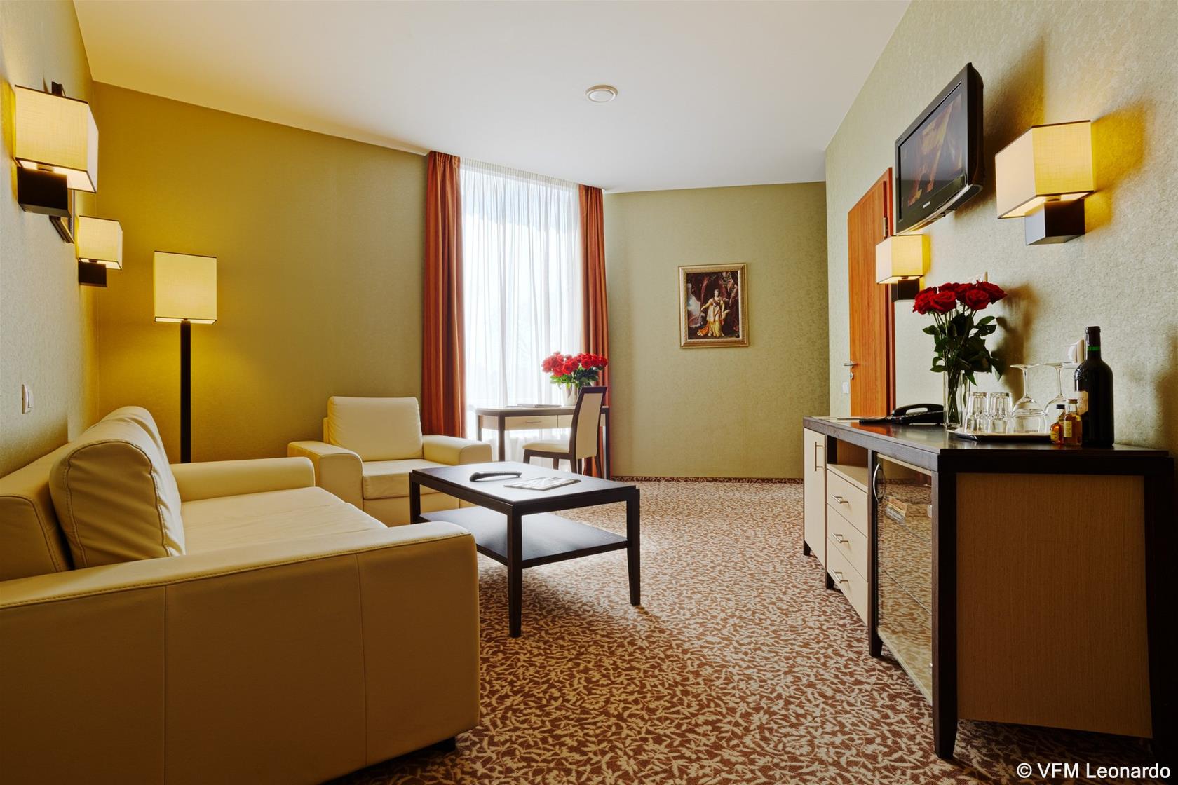 New Peterhof Hotel