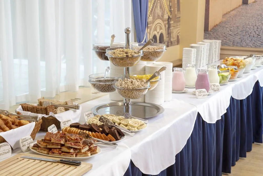 New Peterhof Hotel