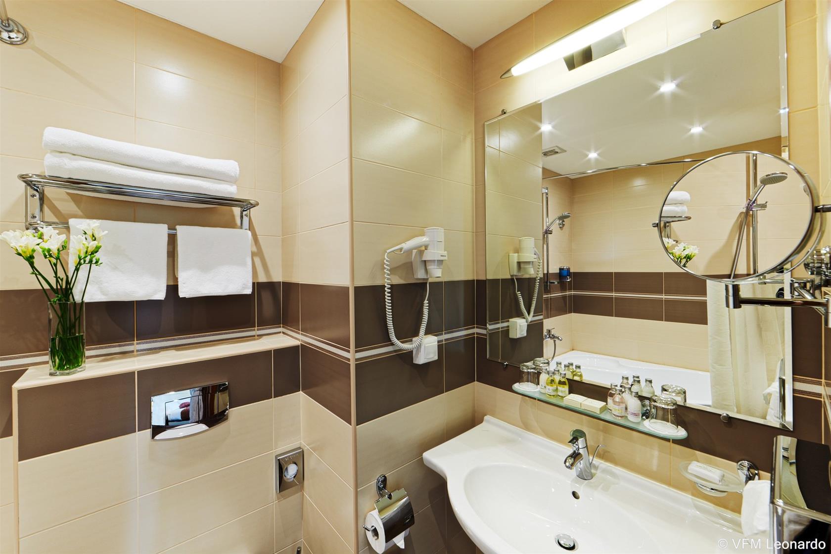 New Peterhof Hotel