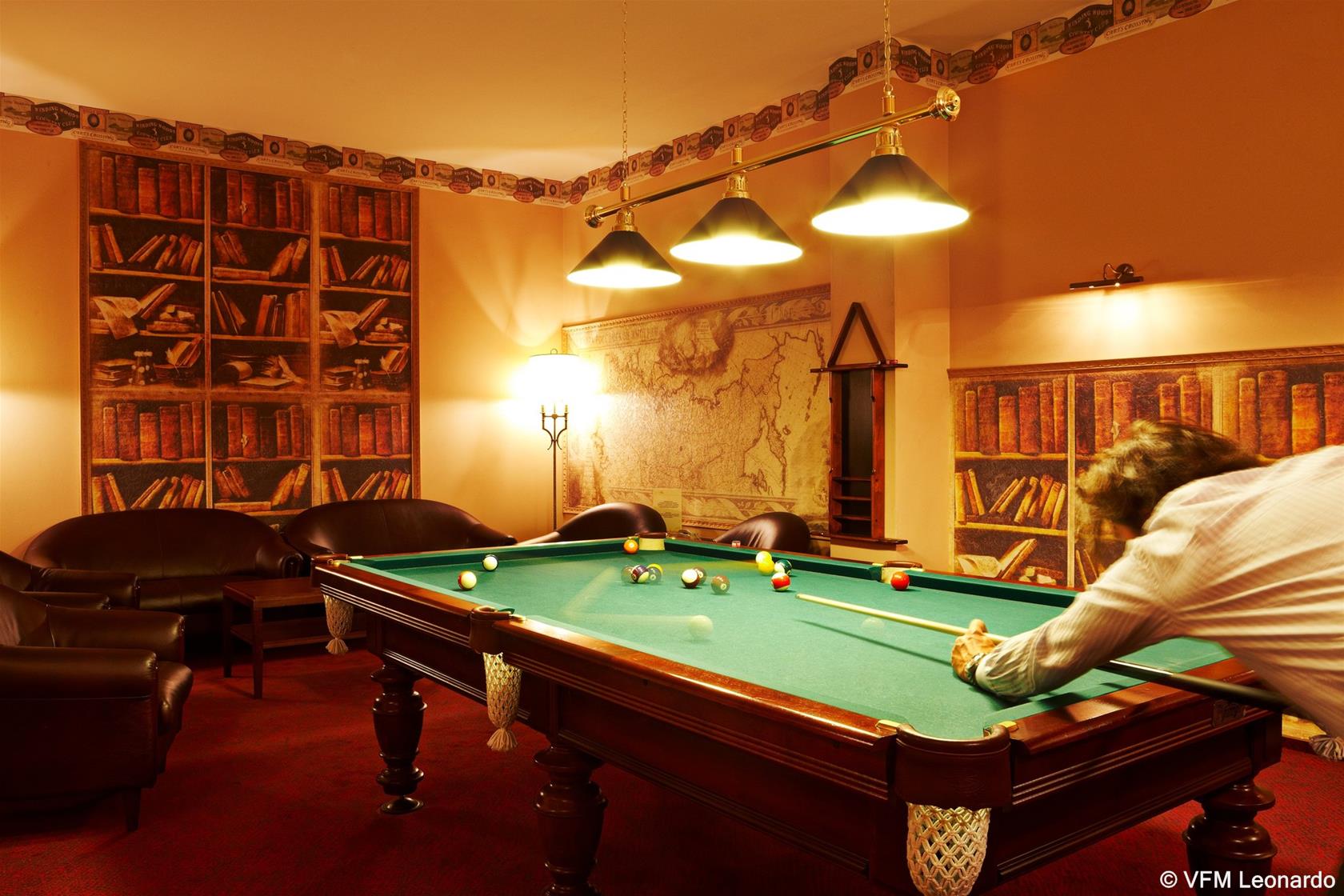 New Peterhof Hotel