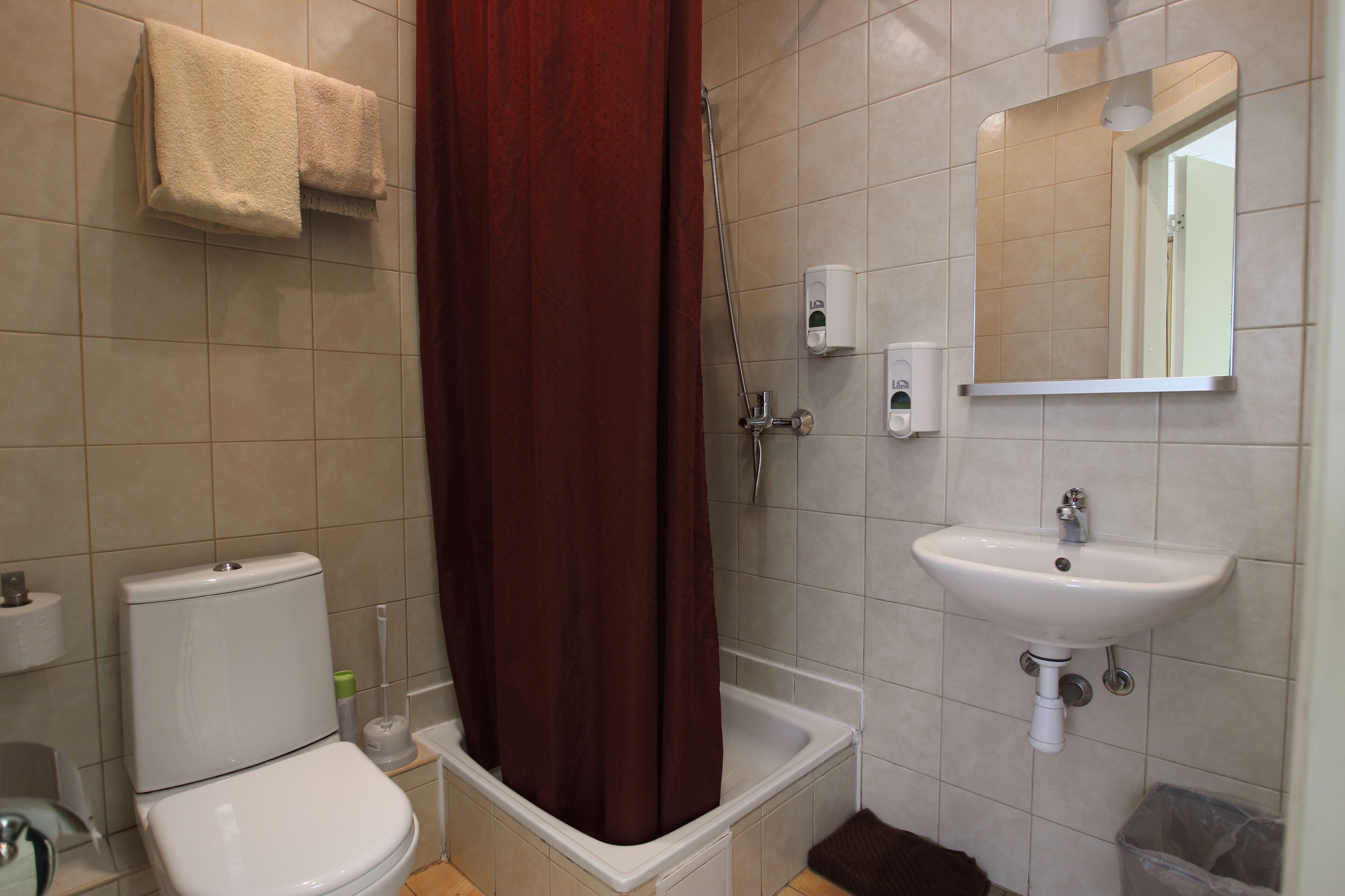 Novye Komnaty Bolshoy 45 Hotel