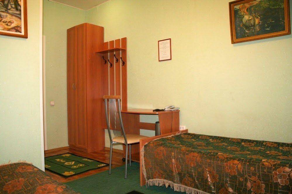Old Flat Hostel na Sovetskoy