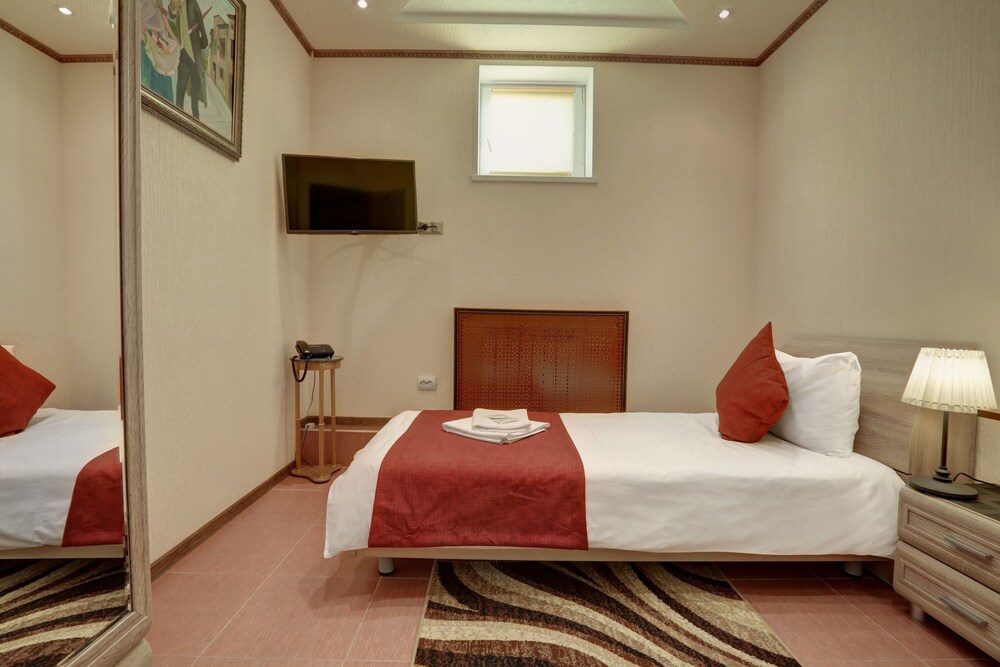 Olympia Hotel