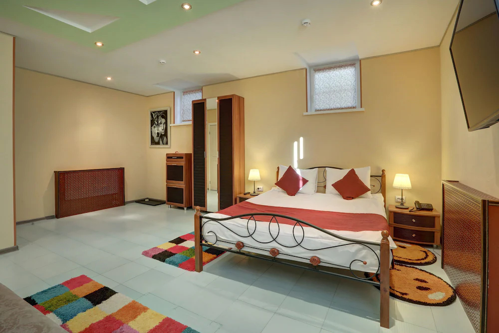 Olympia Hotel
