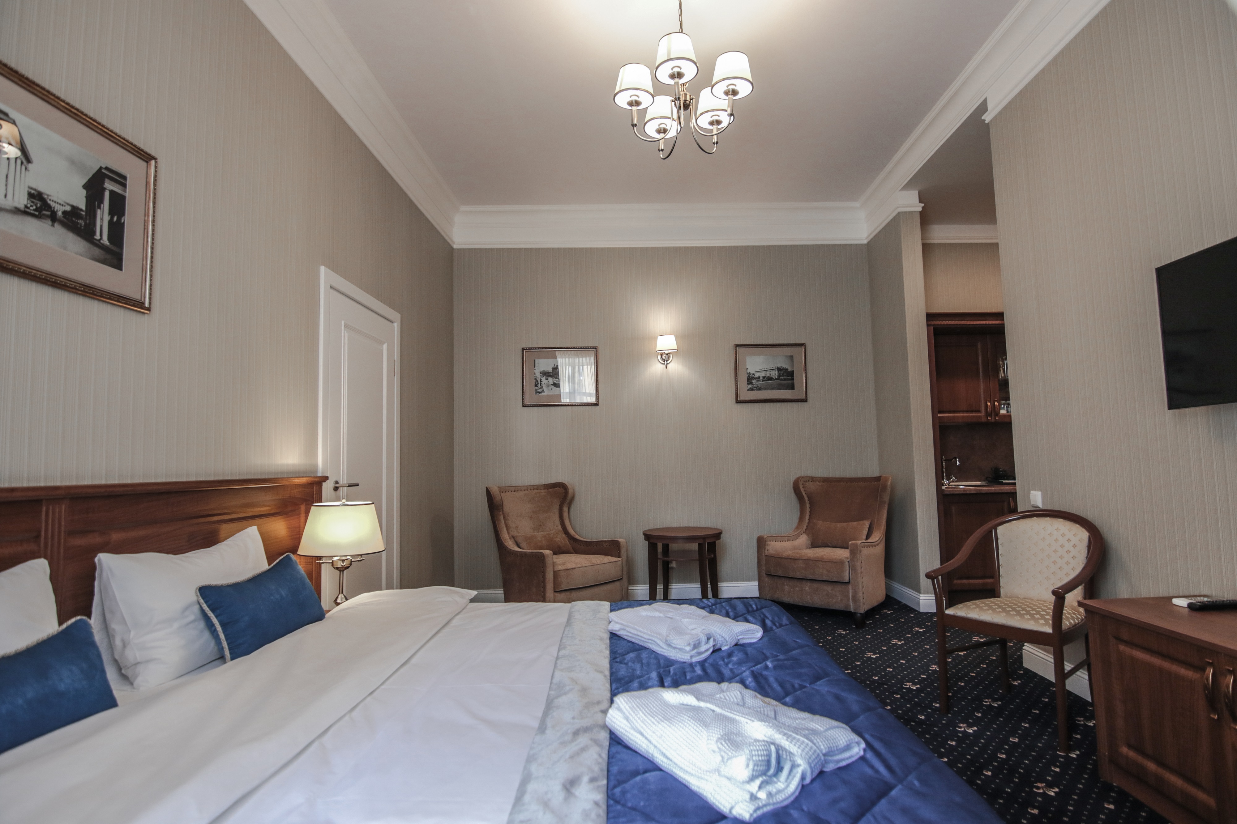 Onyx Hotel