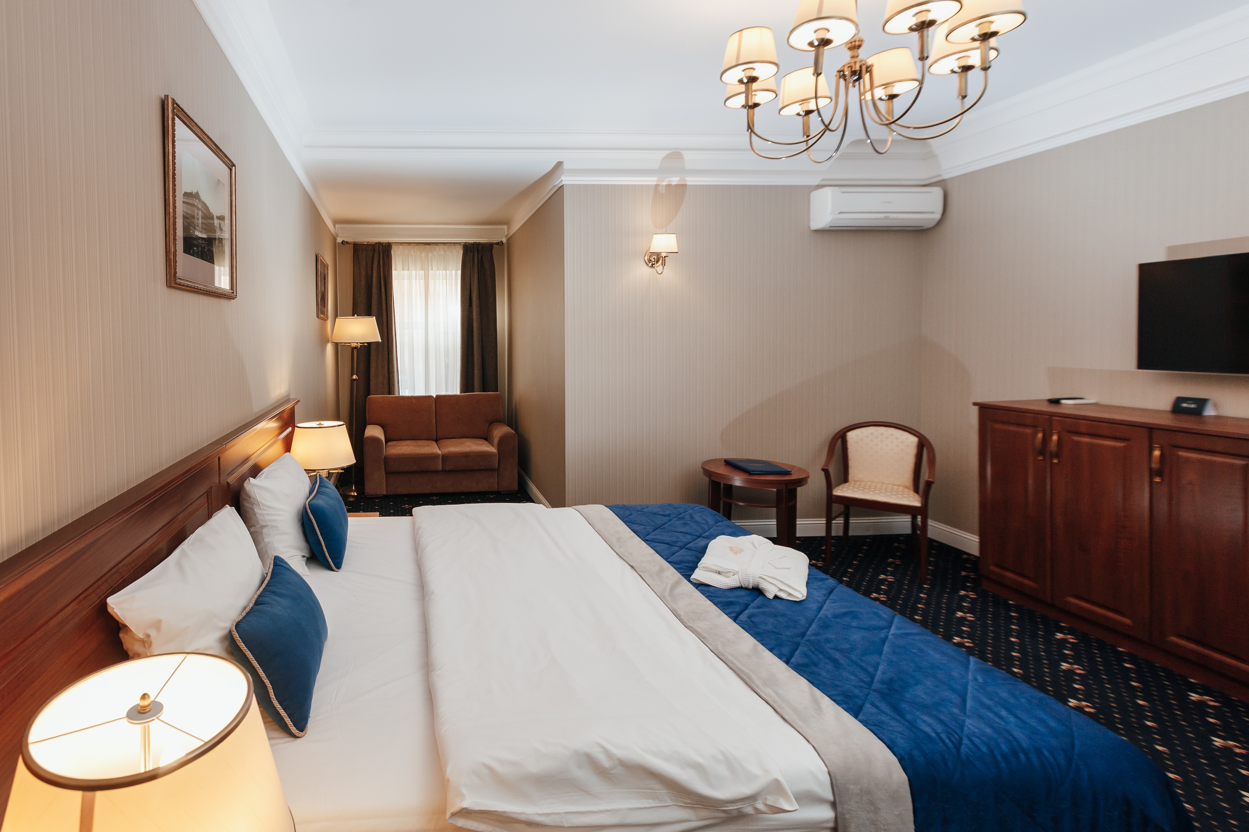 Onyx Hotel