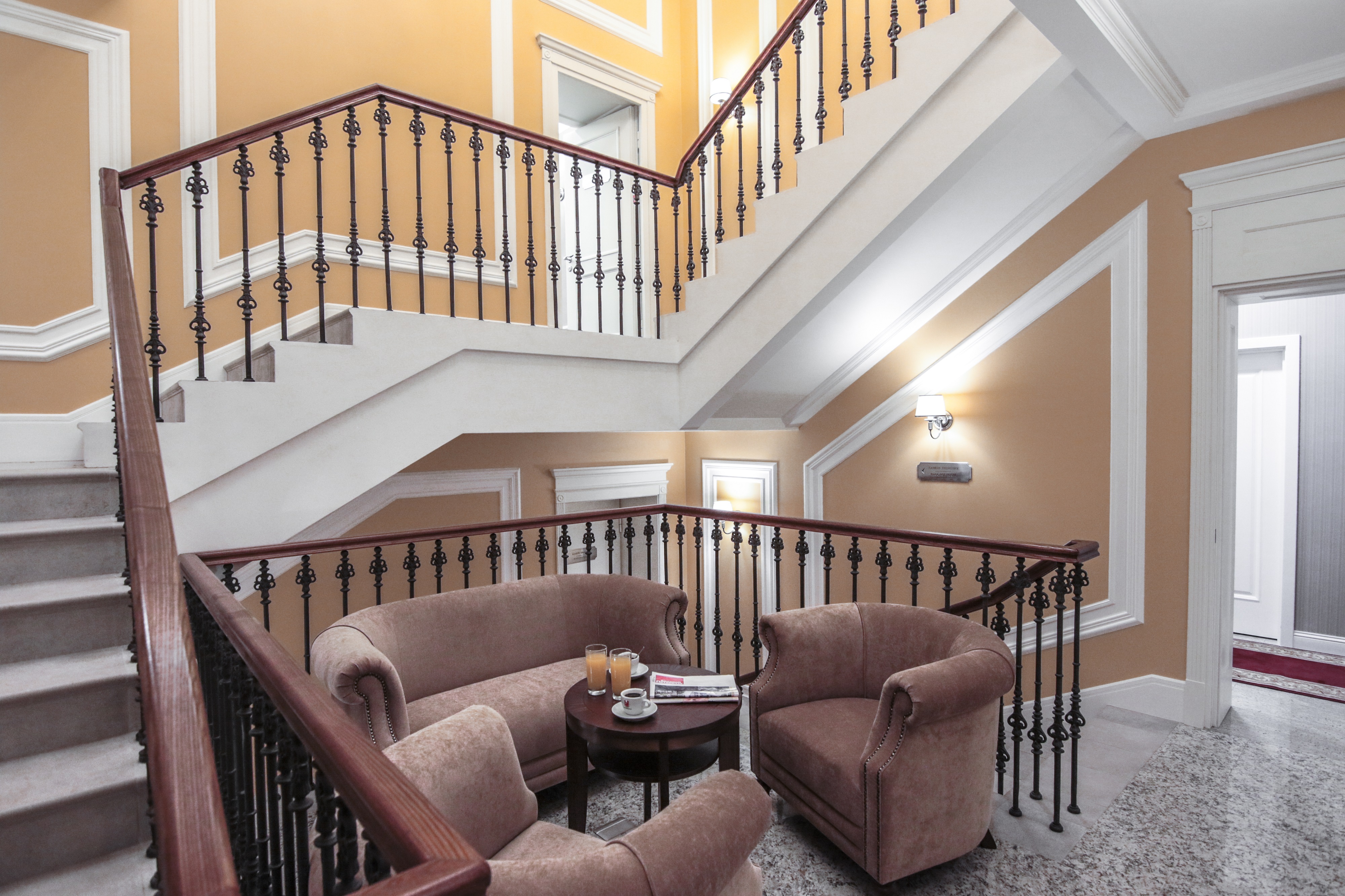 Onyx Hotel