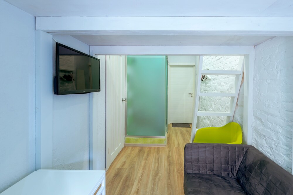 Park Avenue Hotel