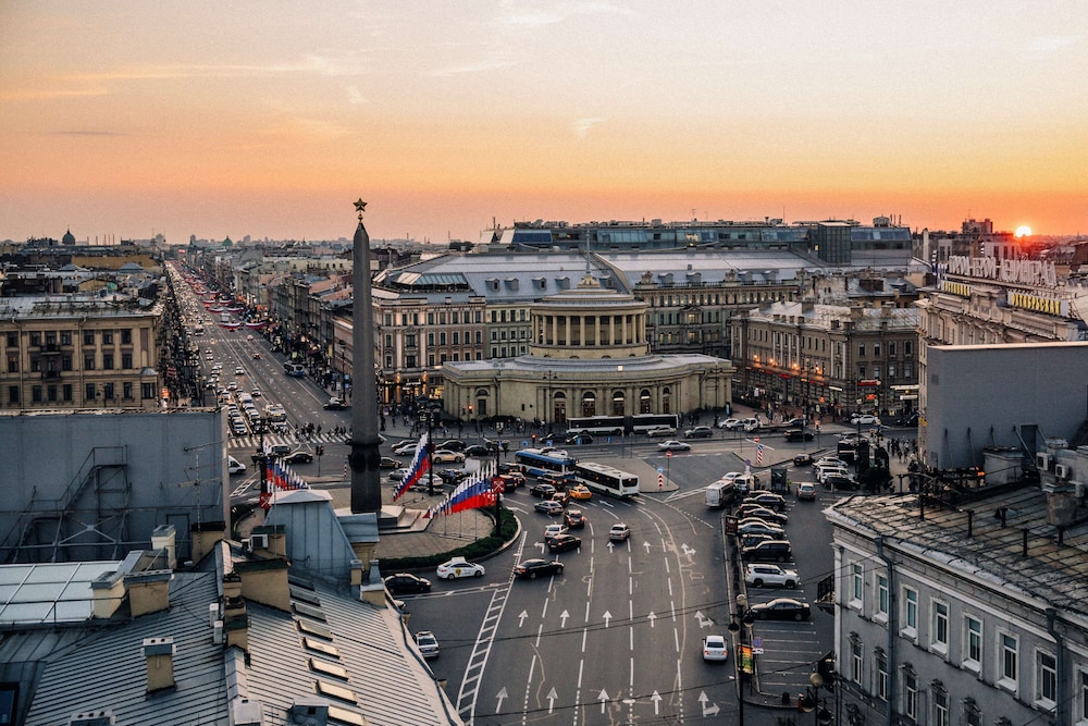 Cosmos Saint-Petersburg Nevsky Prospect Hotel, a member of Radisson Individuals