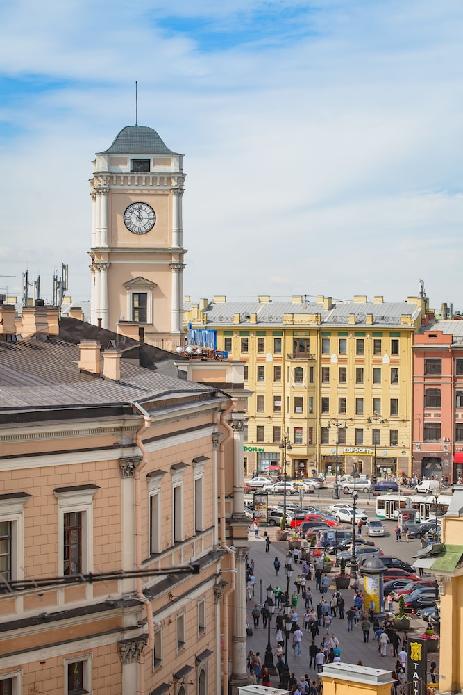 Cosmos Saint-Petersburg Nevsky Prospect Hotel, a member of Radisson Individuals