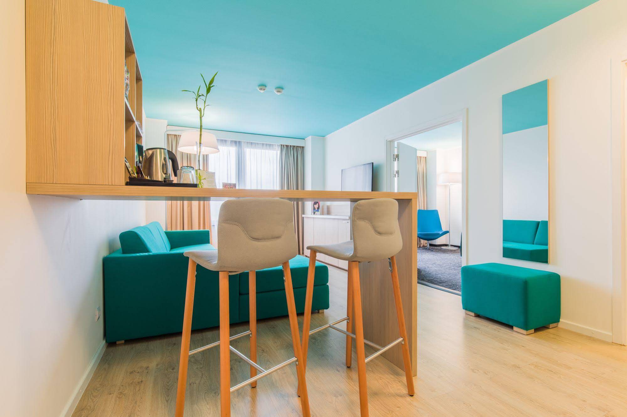 Cosmos Saint-Petersburg Pribaltiyskaya Hotel, a member of Radisson Individuals
