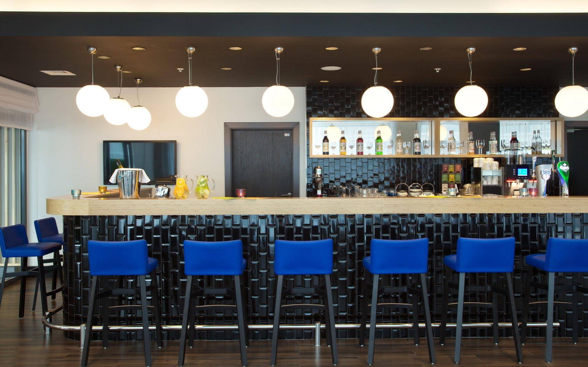 Cosmos Saint-Petersburg Pulkovo Airport Hotel, a member of Radisson Individuals