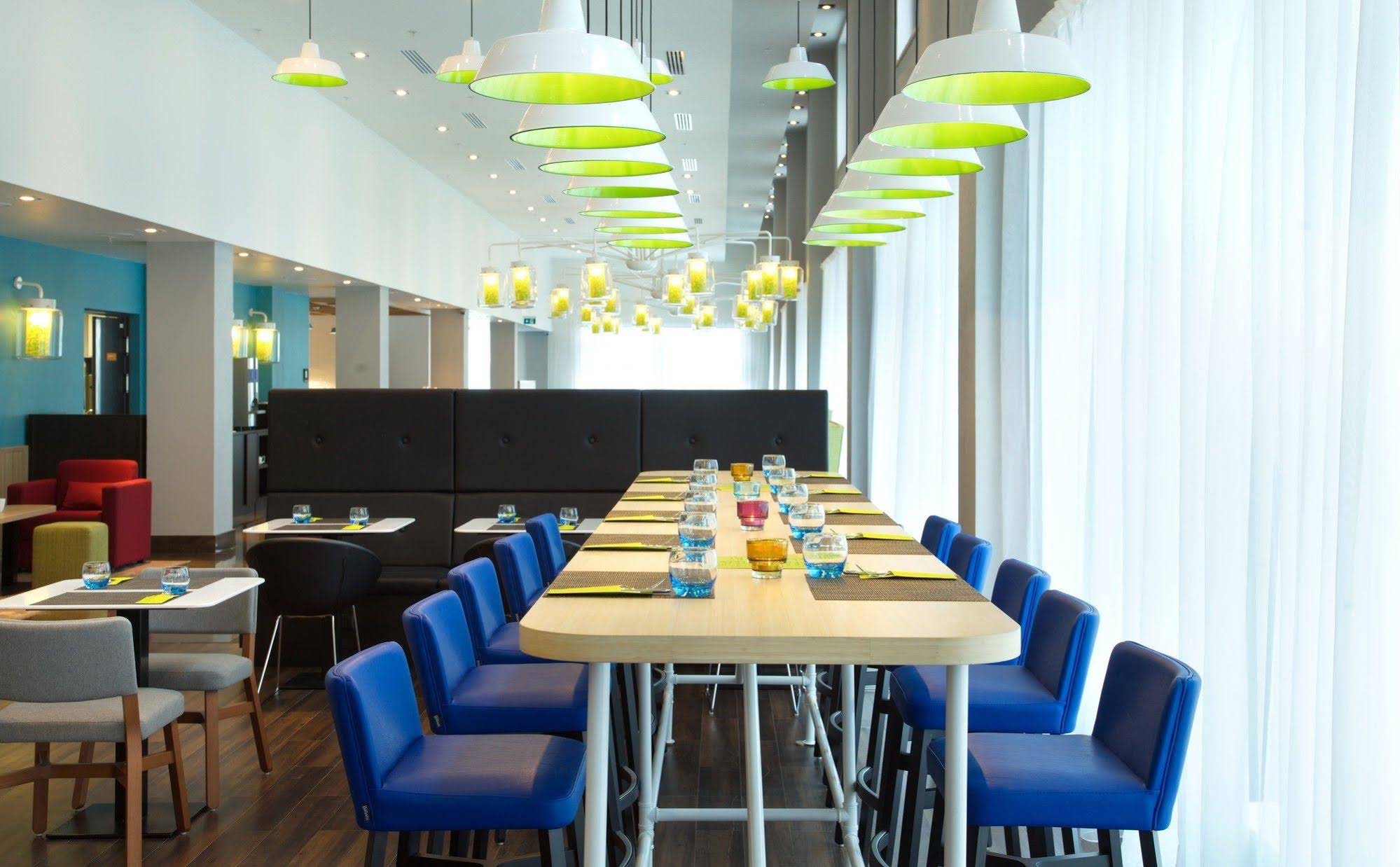 Cosmos Saint-Petersburg Pulkovo Airport Hotel, a member of Radisson Individuals