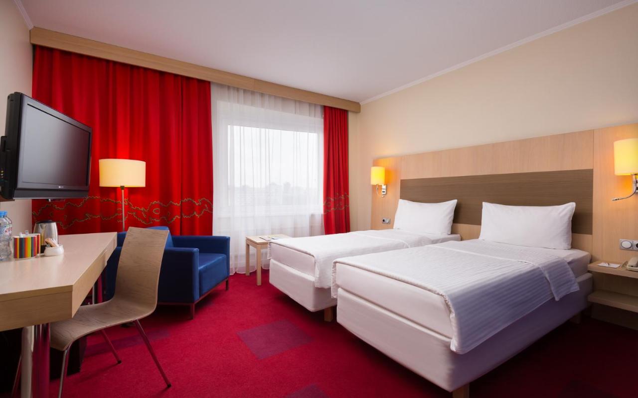 Cosmos Saint-Petersburg Pulkovskaya Hotel, a member of Radisson Individuals