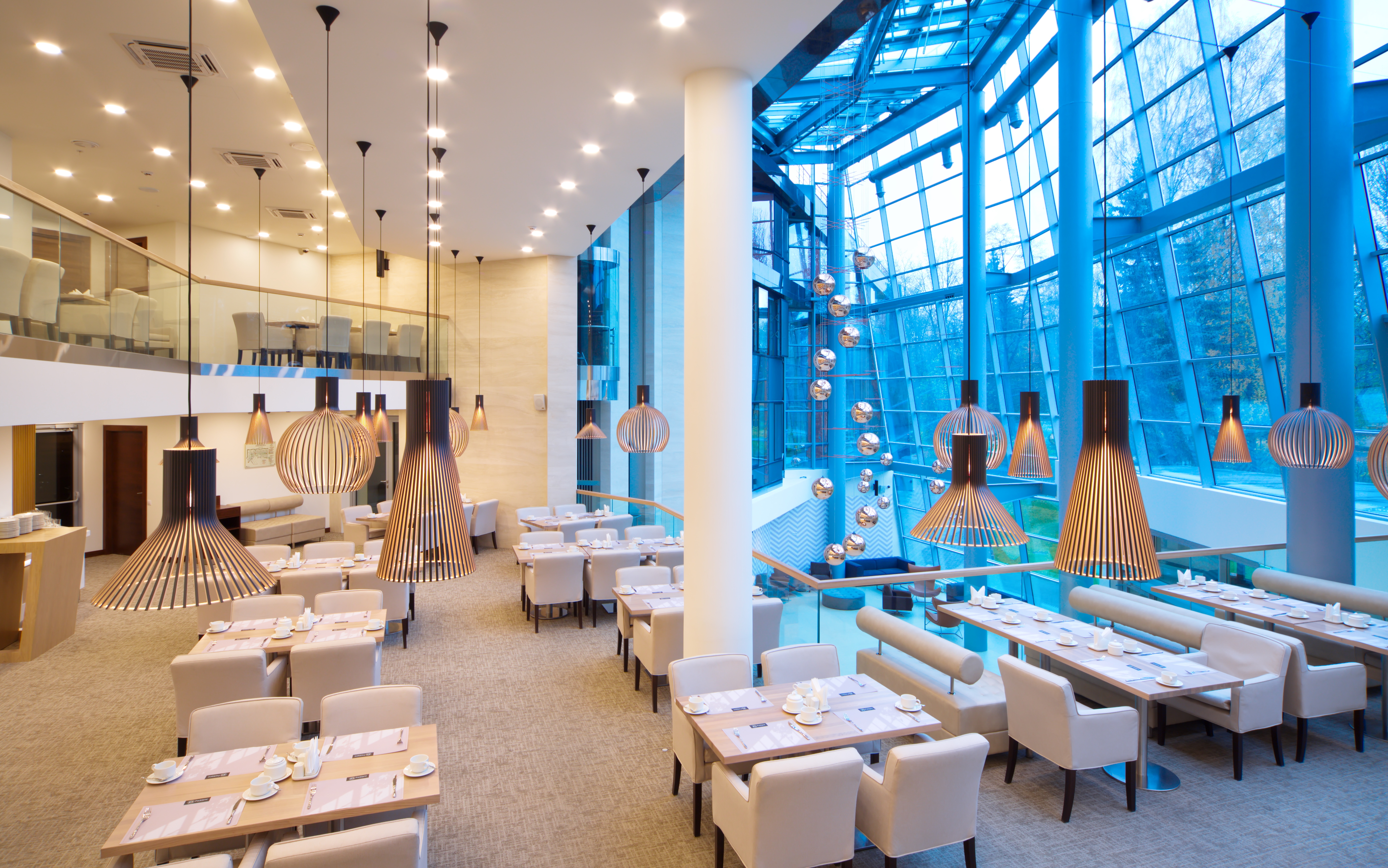 Parklane Resort & Spa