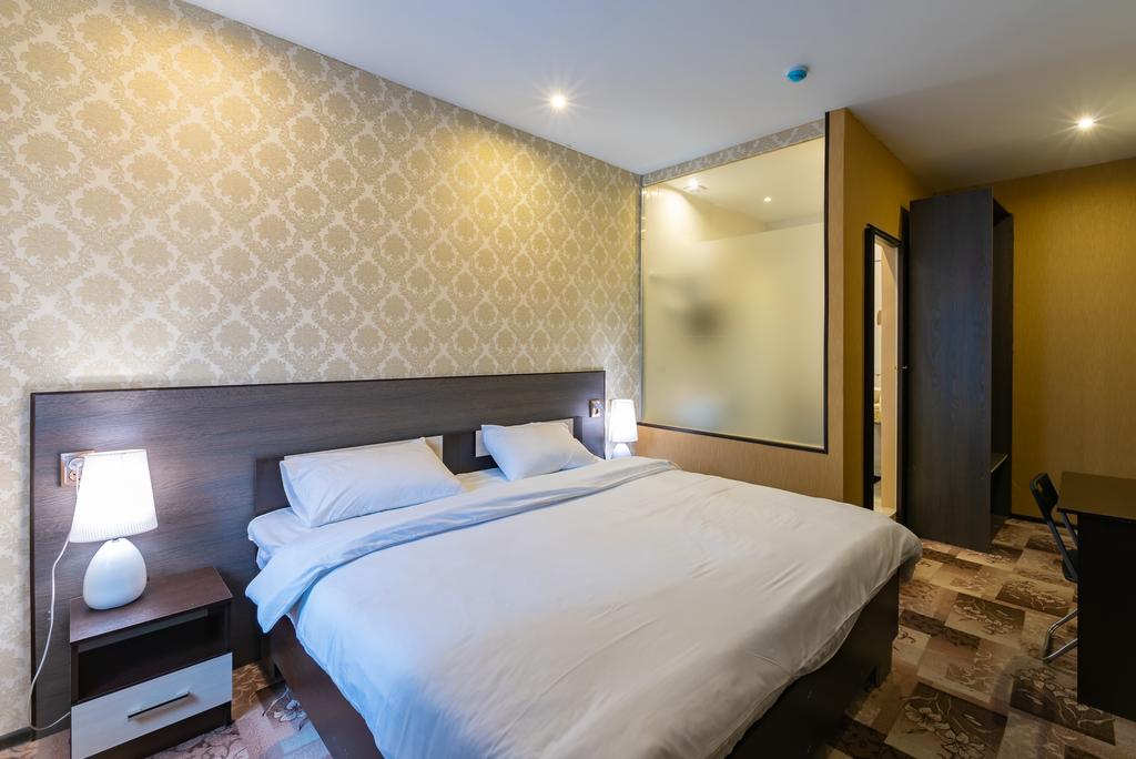 Peter Imperial Hotel