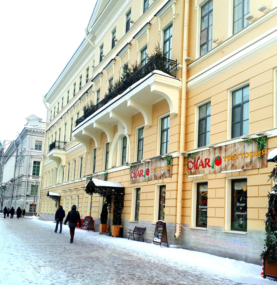 Petr Hotel