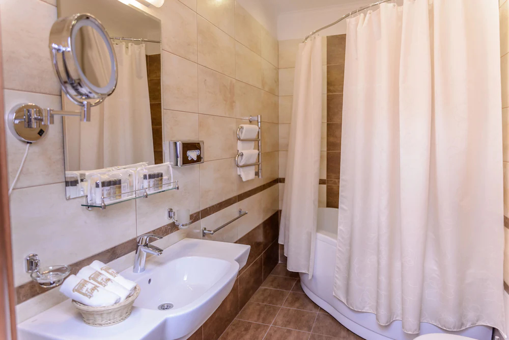 Petr Hotel