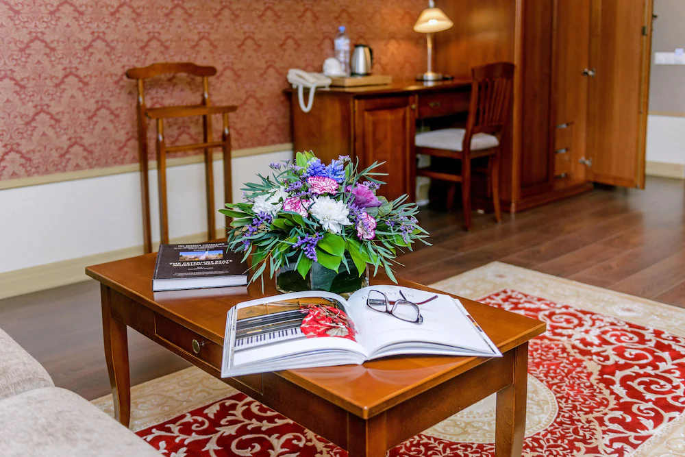 Petr Hotel
