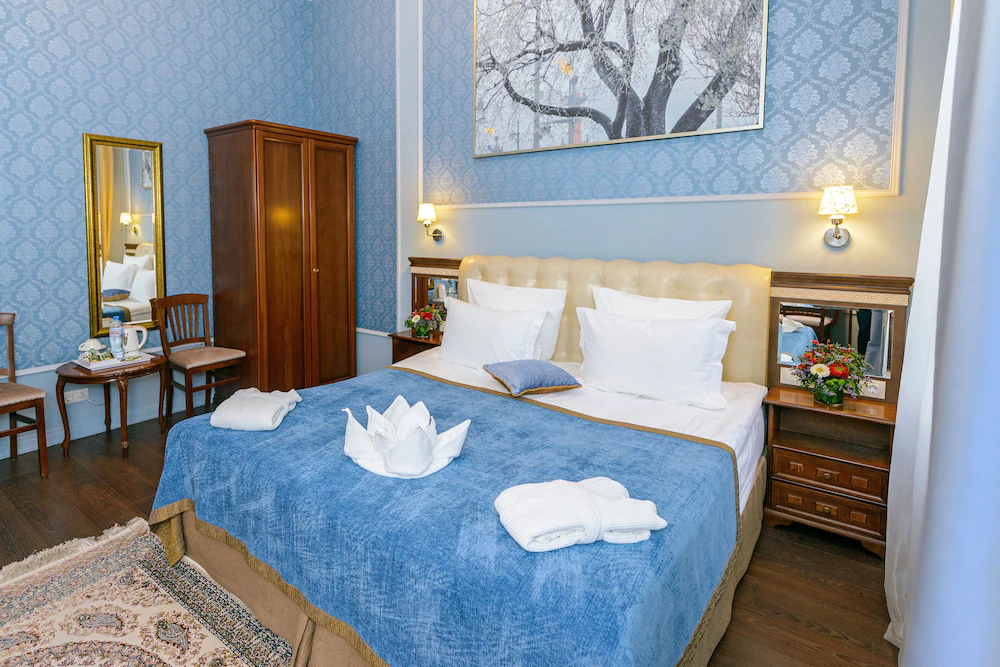 Petr Hotel