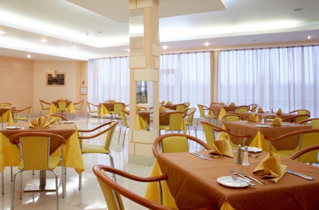 Petro Sport Hotel