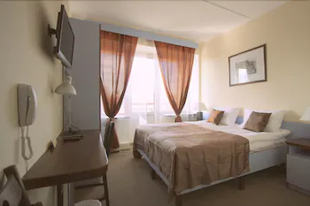 Phlogiston Hotel