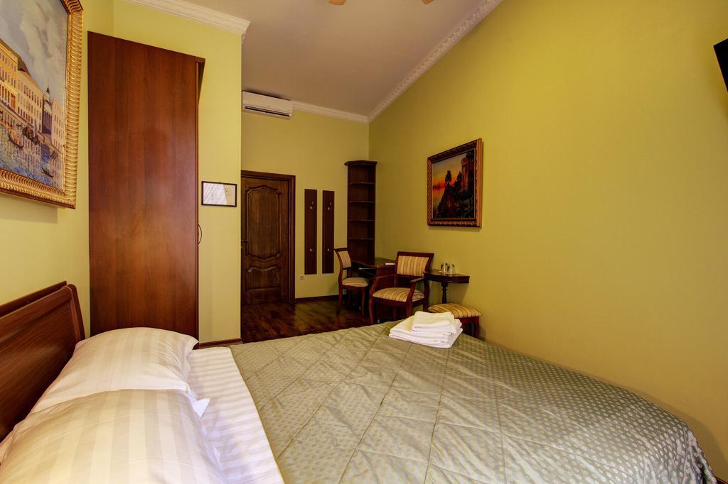 Piterskaya Club Hotel