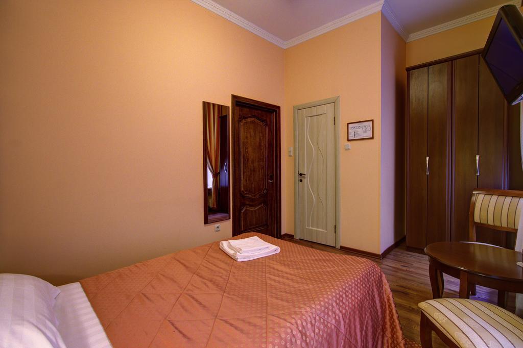 Piterskaya Club Hotel