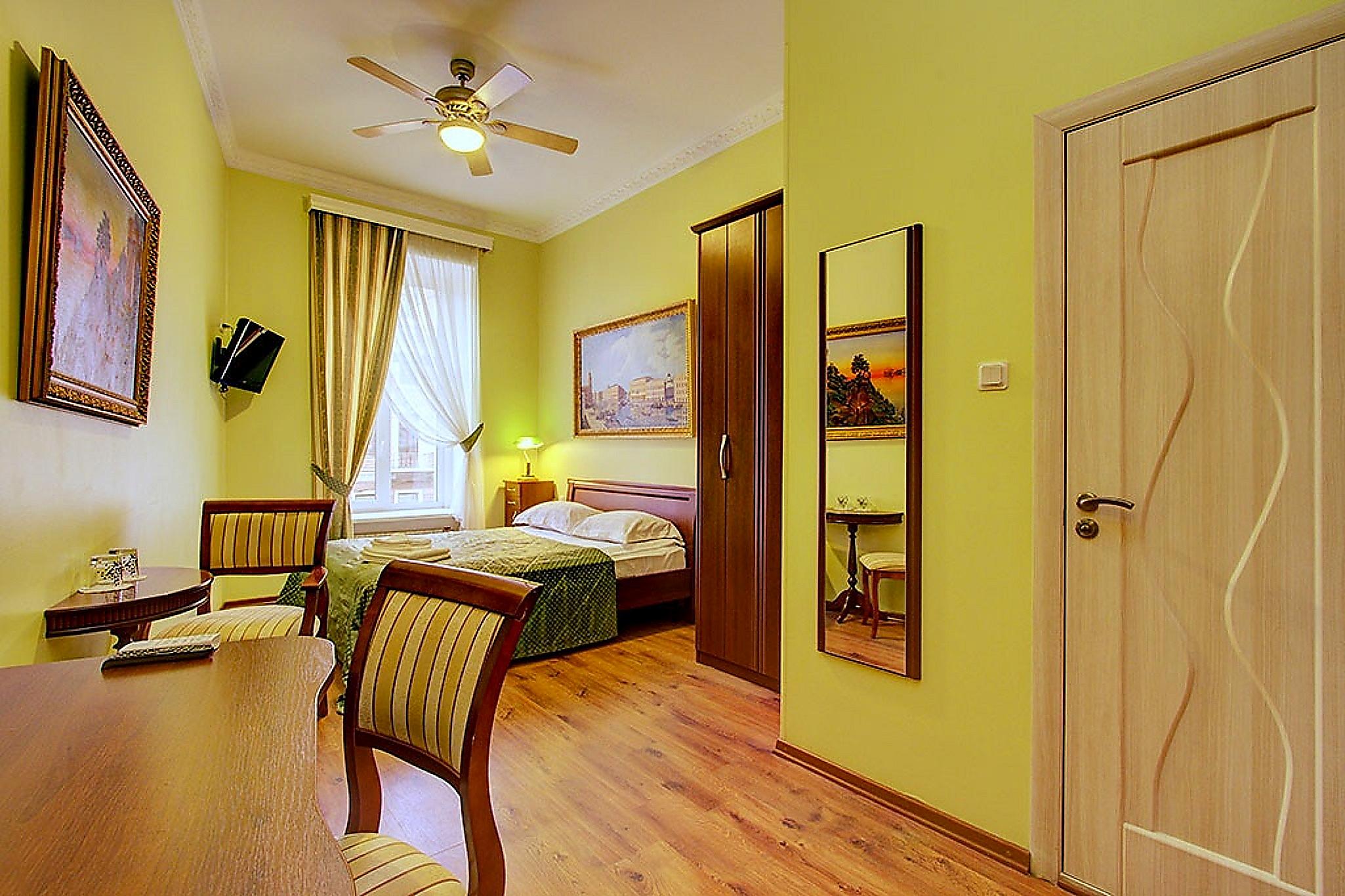 Piterskaya Club Hotel