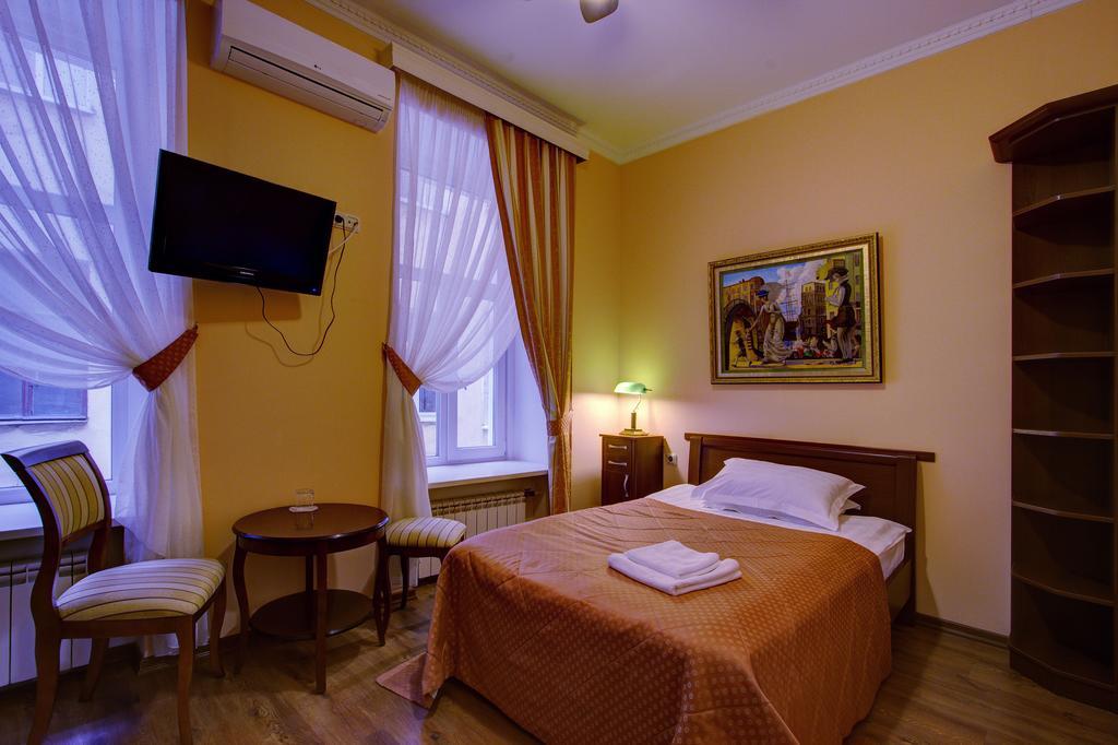Piterskaya Club Hotel