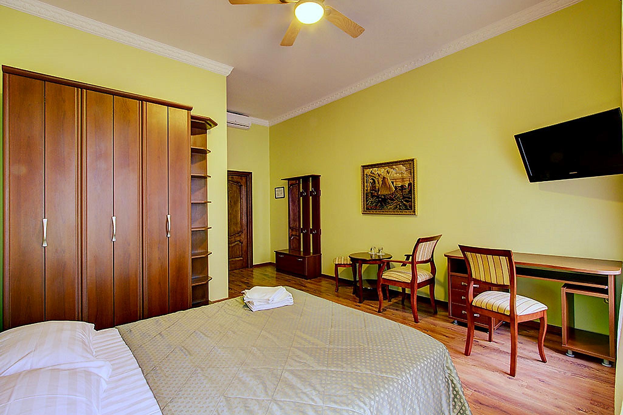 Piterskaya Club Hotel