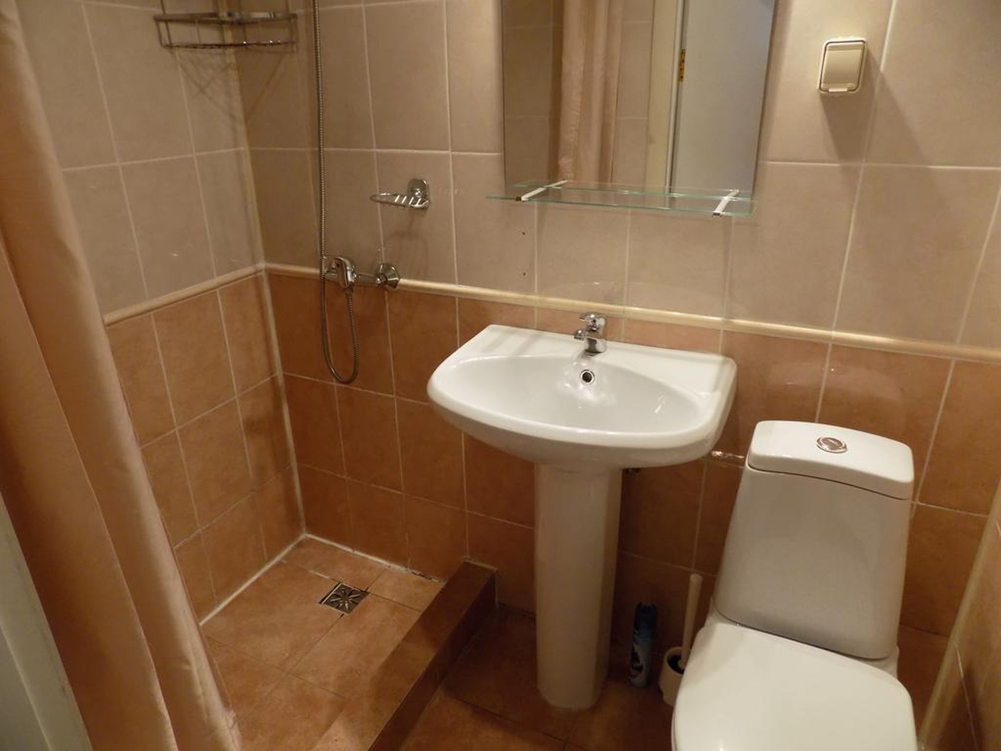 Mini Hotel RePost