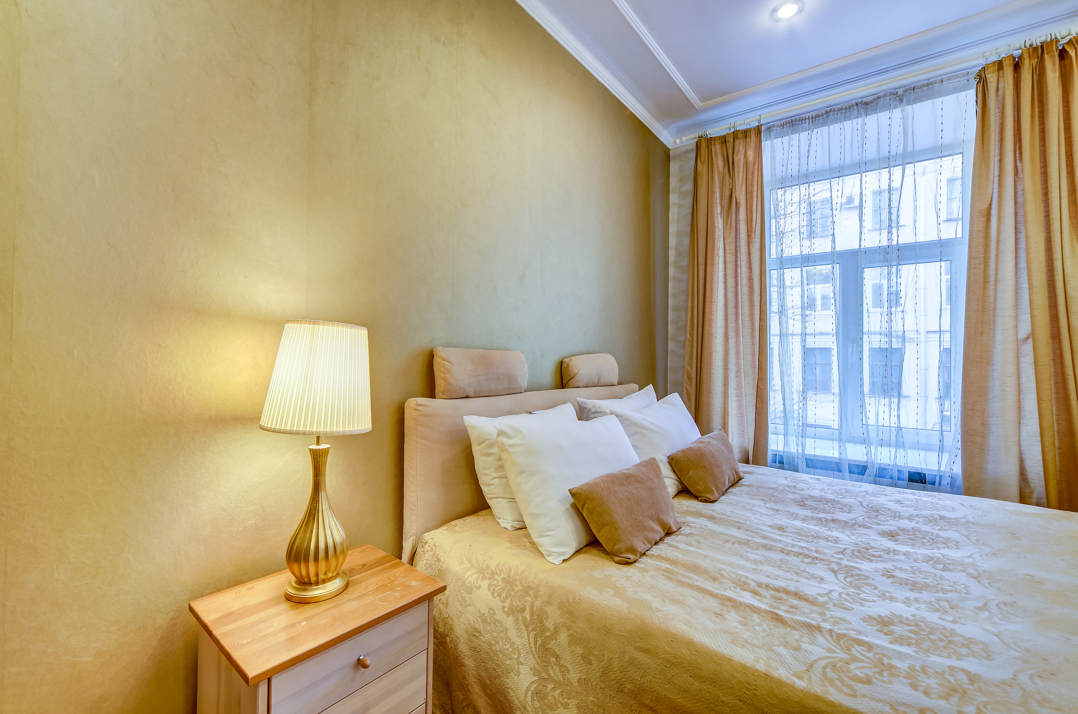 Polikoff Business Hotel
